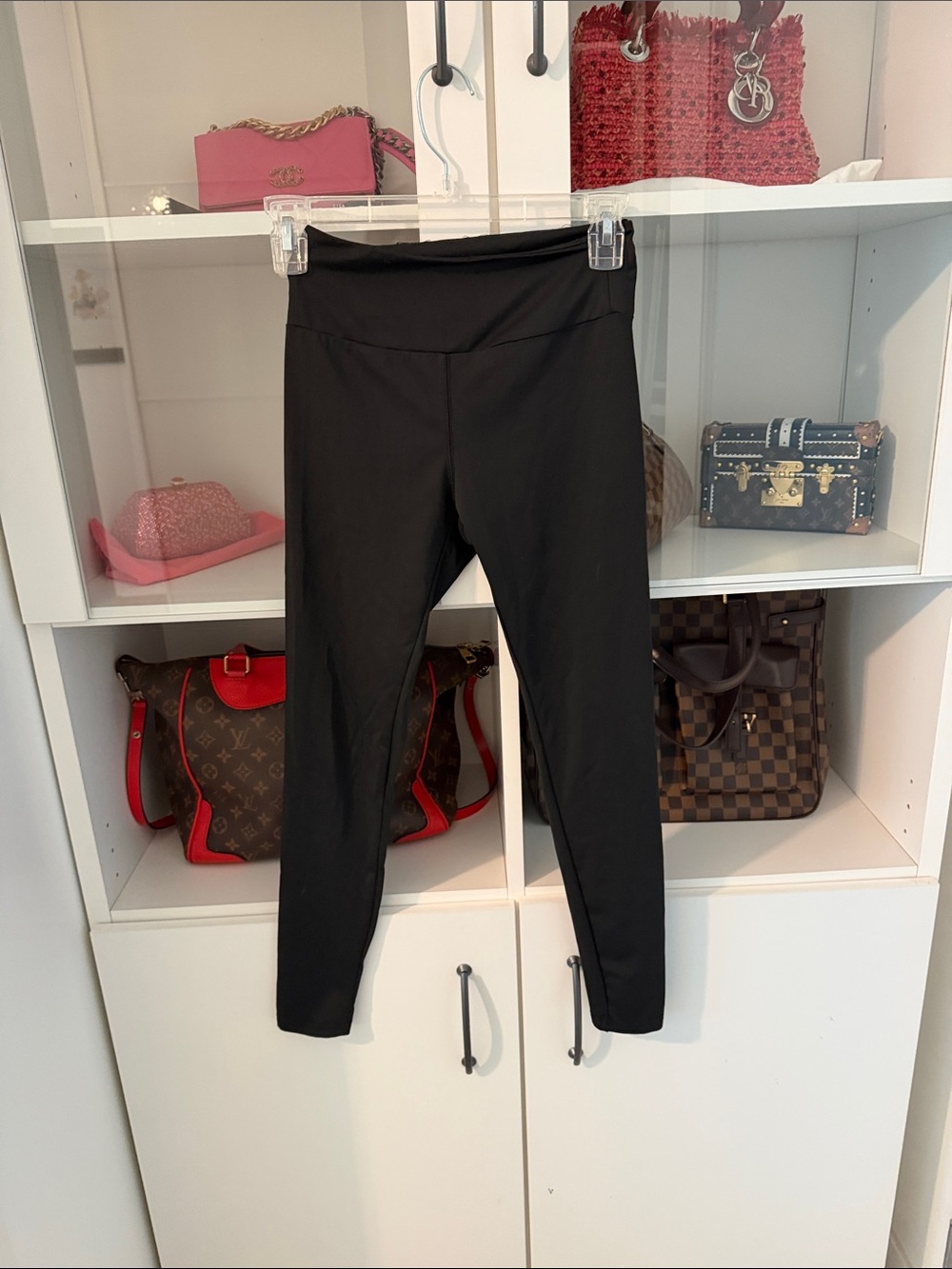 Vuori Black High-Rise Performance Leggings